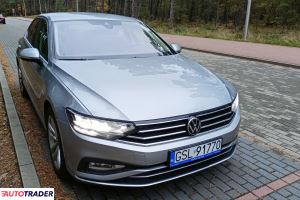 Volkswagen Passat 2020 2.0 150 KM