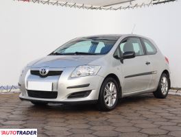Toyota Auris 2007 1.4 95 KM