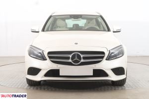 Mercedes C-klasa 2019 2.0 191 KM