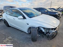 Tesla Model Y 2026