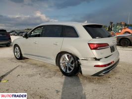 Audi Q7 2022 3