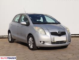 Toyota Yaris 2007 1.3 85 KM