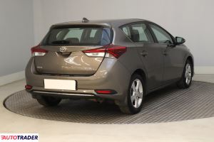Toyota Auris 2016 1.6 130 KM