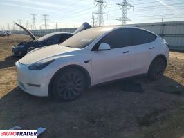 Tesla Model Y - zobacz ofertę