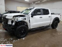 Chevrolet Silverado - zobacz ofertę