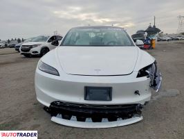 Tesla Model 3 2025
