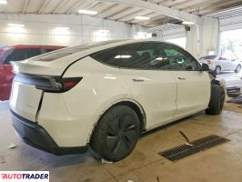 Tesla Model Y 2026