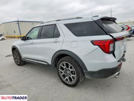 Ford Explorer 2025 3