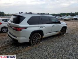 Toyota Sequoia 2024 3