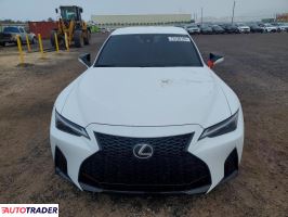 Lexus IS 2024 3