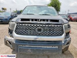 Toyota Tundra 2021 5