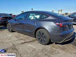 Tesla Model 3 2024