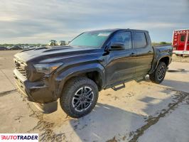 Toyota Tacoma - zobacz ofertę