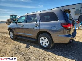 Toyota Sequoia 2021 5