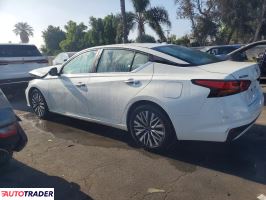Nissan Altima 2025 2