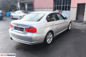 BMW 324 2011 3.0 218 KM