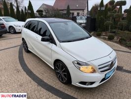 Mercedes B-klasa 2015 1.5 109 KM