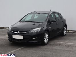 Opel Astra 2013 1.4 138 KM