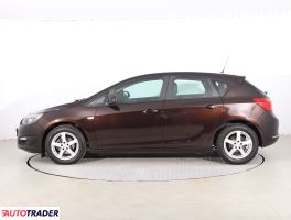 Opel Astra 2013 1.4 118 KM
