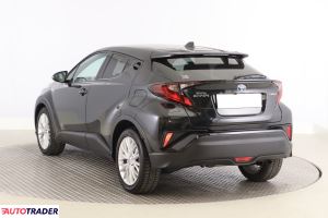 Toyota C-HR 2022 1.8 120 KM