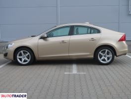 Volvo S60 2011 2.0 160 KM