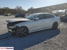 BMW 330 2019 2