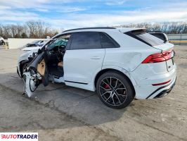 Audi Q8 2021 3