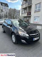 Opel Astra 2011 1.4 120 KM