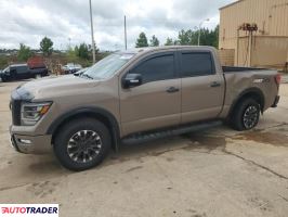 Nissan Titan 2021 5