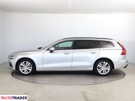 Volvo V60 2022 2.0 160 KM