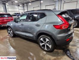 Volvo XC40 2026 2