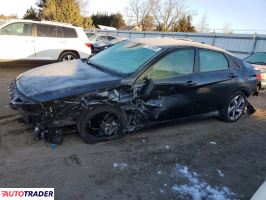 Hyundai Elantra - zobacz ofertę