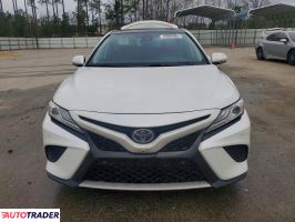 Toyota Camry 2020 3