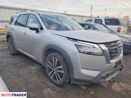 Nissan Pathfinder 2023 3