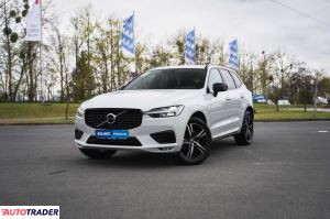 Volvo XC60 2021 2.0 194 KM
