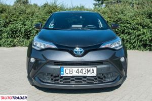 Toyota C-HR 2020 2.0 152 KM