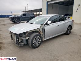 Nissan Altima - zobacz ofertę