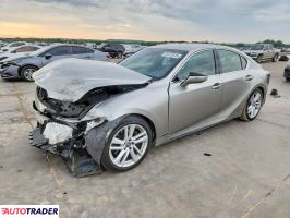 Lexus IS 2021 2