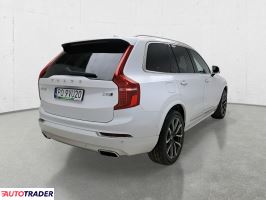 Volvo XC90 2018 2.0 235 KM