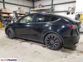 Tesla Model Y 2022 Tesla Model Y 2022