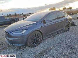 Tesla Model X 2023