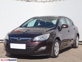 Opel Astra 2012 1.4 118 KM