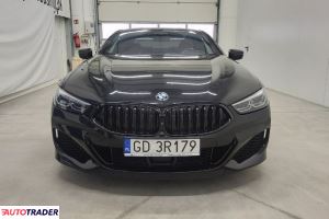 BMW 850 2019 4.4 530 KM