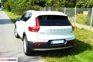 Volvo XC40 2020 2.0 247 KM