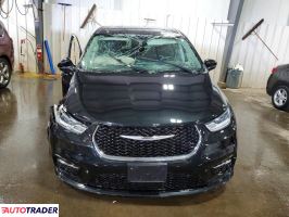 Chrysler Pacifica 2023 3