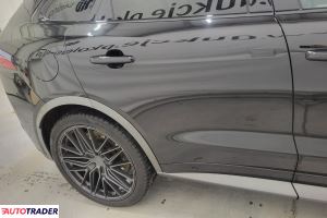 Jaguar F-PACE 2022 5 550 KM