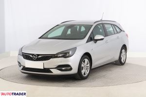 Opel Astra 2020 1.2 108 KM