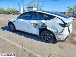 Tesla Model Y 2026