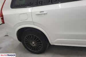 Volvo XC90 2021 2.0 235 KM