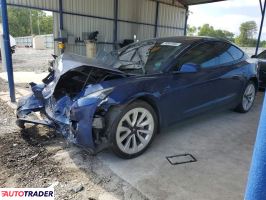 Tesla Model 3 2022